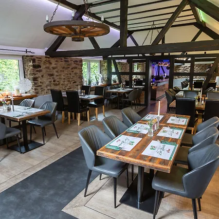 Venngasthof Zur Buche 3*